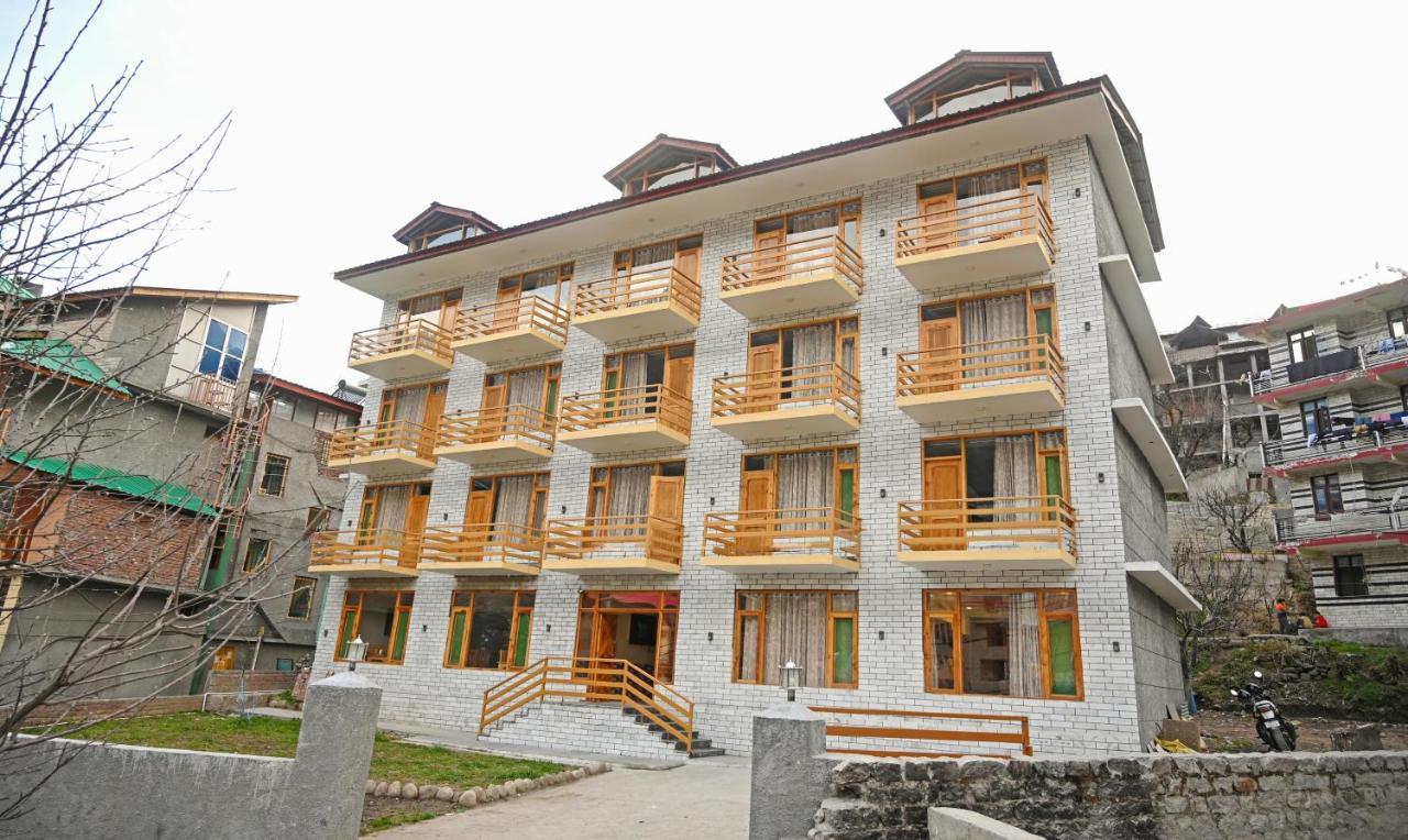 Treebo Dev With Valley View, Mall Road Manāli Екстериор снимка