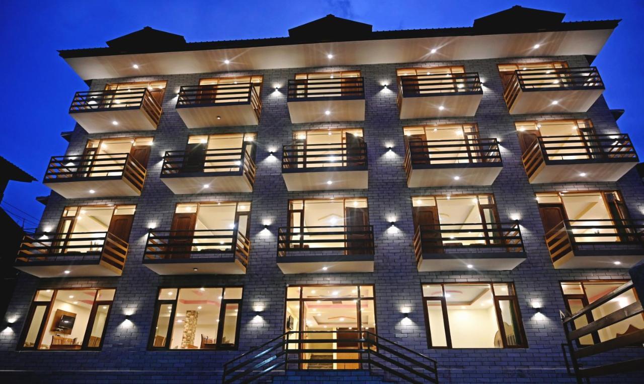 Treebo Dev With Valley View, Mall Road Manāli Екстериор снимка